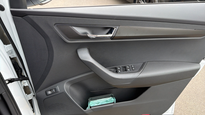 Skoda Karoq 1.5 TSI Sportline Edition 5dr Petrol Estate - Image 19